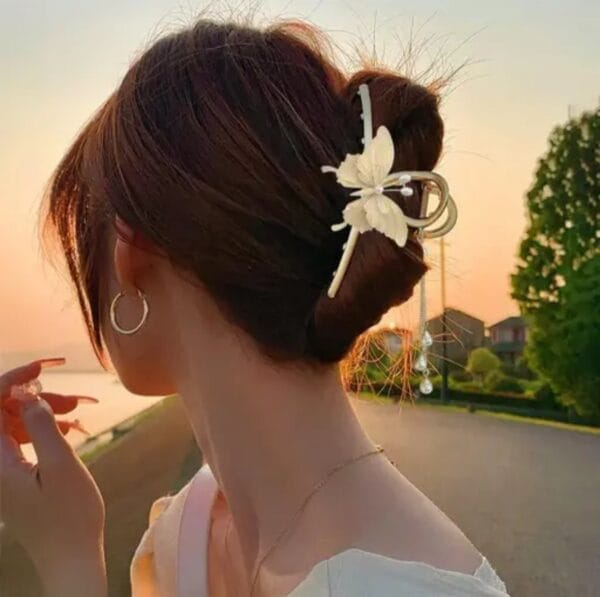 1 pcs Butterfly Hair Claw Clip Golden Metal Hair Clip for Women and Girls