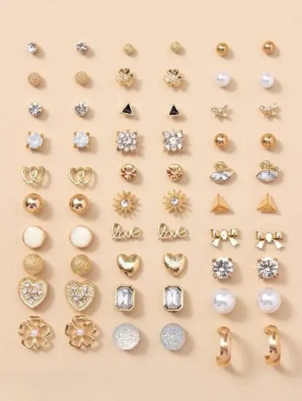 Set Of 30 Pairs Gold-Plated Trendy Crystal & Pearl Stud Earring for Women