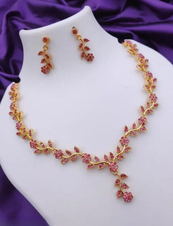 Designer jewellery set